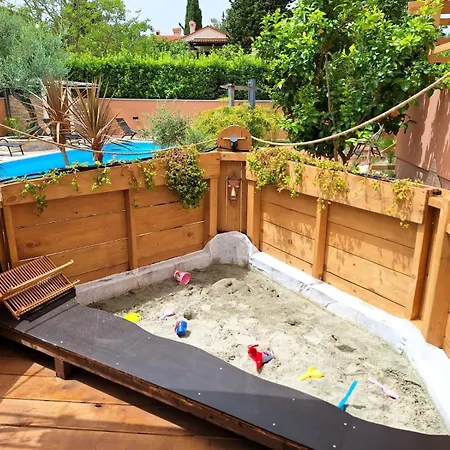 Family Oros Medulin, With A Pool, Ggl Appartamento Medolino