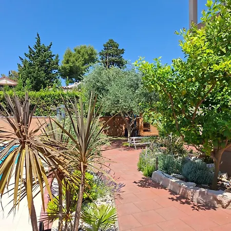 Appartamento Family Oros Medulin, With A Pool, Ggl