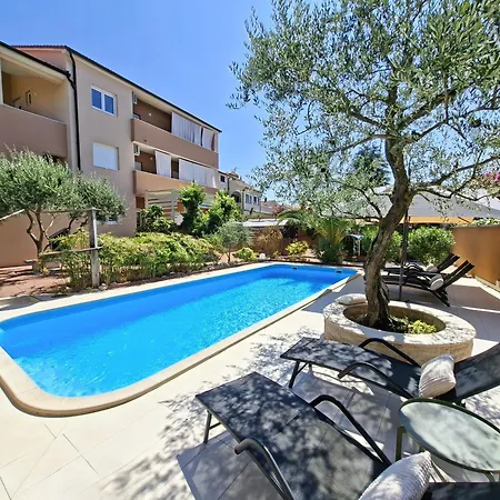 Apartament Family Oros Medulin, With A Pool, Ggl Medulin